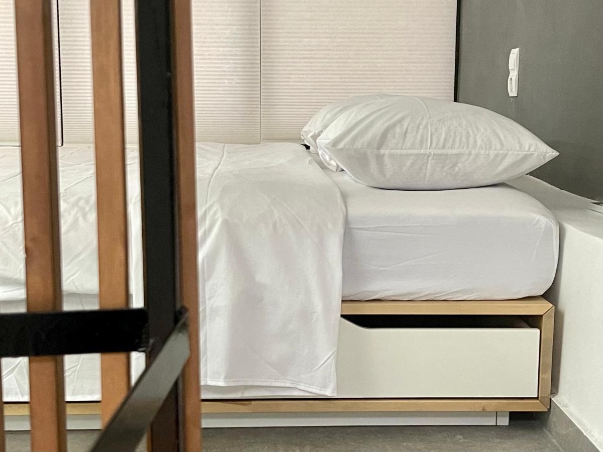 アテネLoft Studio In Pagratiアパートメント エクステリア 写真